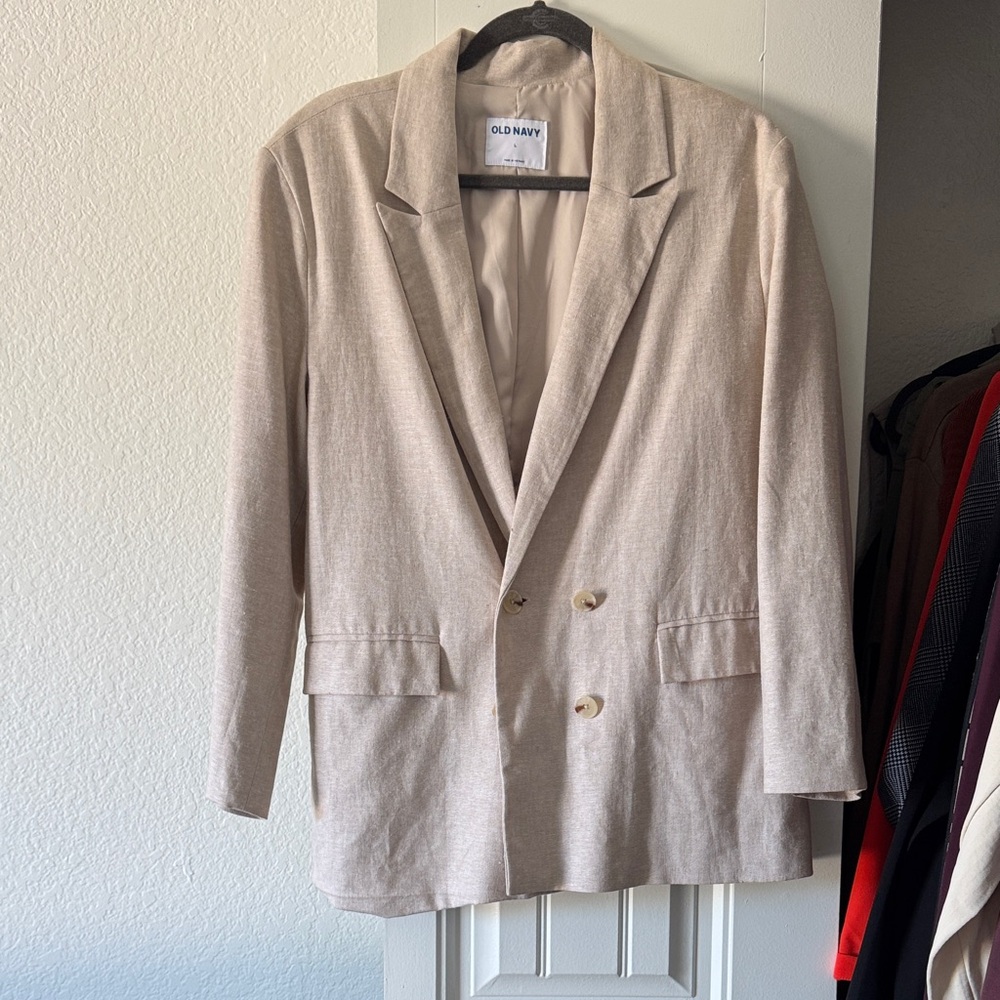Old Navy Women’s oversized Beige Blazer NWT